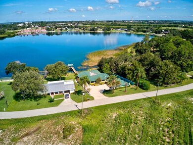 301 Mccoy Dr, Lake Placid, FL 33852 - photo 2