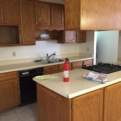 kitchen_1 3836 Rovey