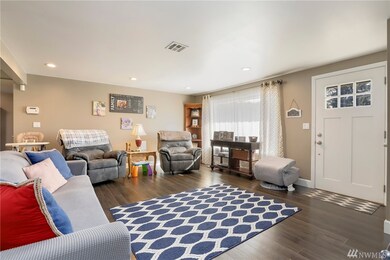 1109 93rd St SW, Everett, WA 98204 - photo 2