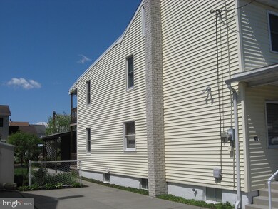40 N Morris St, Saint Clair, PA 17970 - photo 3