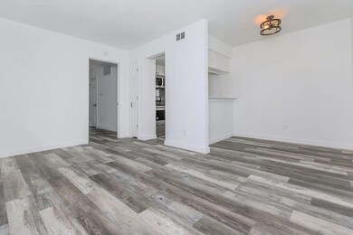 5421 Bryan St unit B108, Dallas, TX 75206 - photo 6