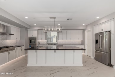 4525 N 40th St, Phoenix, AZ 85018 - photo 6