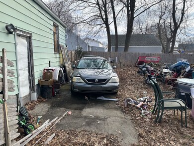 1909 Page Blvd, Indian Orchard, MA 01151 - photo 7