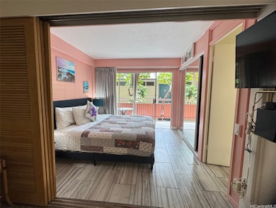 Hawaiian King AOAO unit 410, Honolulu, HI 96815 - photo 4