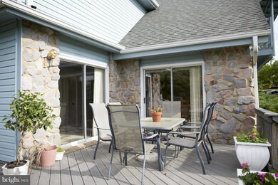 9527 Foxville Rd, Warrenton, VA 20186 - photo 5