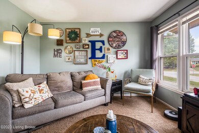 6515 Burlwood Dr, Louisville, KY 40229 - photo 6