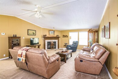 18330 Elton Rd, Alvin, TX 77511 - photo 6