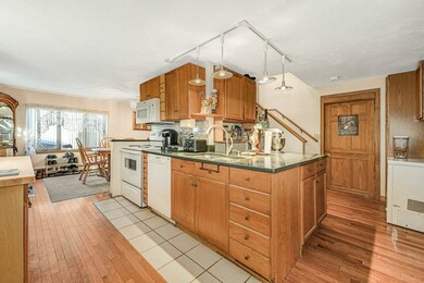 4 Natural History Dr, Worcester, MA 01605 - photo 2