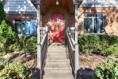 322 E Elm St, Lombard, IL 60148 - photo 2