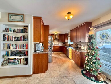 1701 Pine St, Yankton, SD 57078 - photo 5