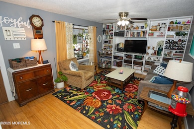 599 Keyport Ave, Keyport, NJ 07735 - photo 4