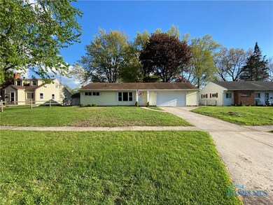 2411 Charlotte St, Toledo, OH 43613 - photo 2