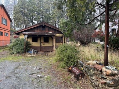Street View of Garge/Shop