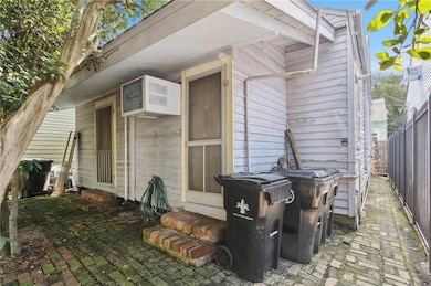 720 Port St, New Orleans, LA 70117 - photo 4