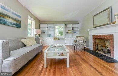 1002 Danton Ln, Alexandria, VA 22308 - photo 3