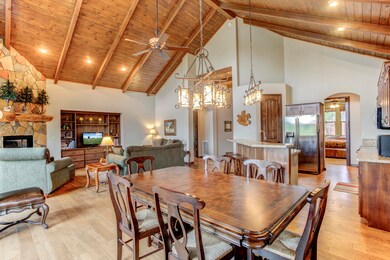 Great Room Pic 1