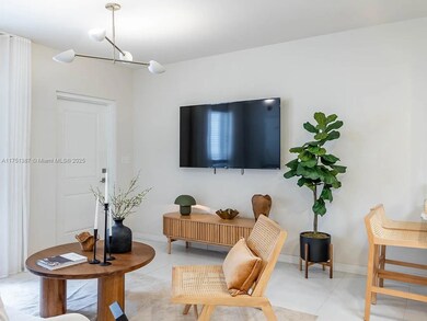 618 NE 2nd St unit 107, Dania Beach, FL 33004 - photo 6