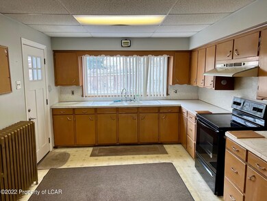 153 E Columbus Ave, Pittston, PA 18640 - photo 4