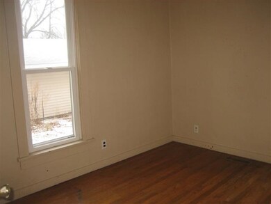 208 S Jefferson St, Ossian, IN 46777 - photo 5