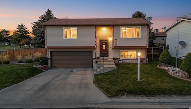 Move-in Ready 3bdrm 2bath home!