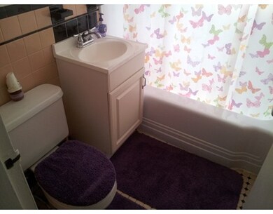 463 Arborway unit 7, Jamaica Plain, MA 02130 - photo 3