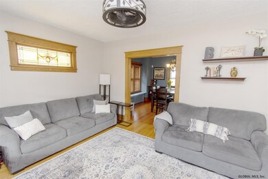 55 Edgecomb St, Albany, NY 12209 - photo 3