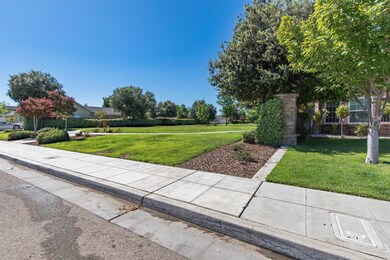 6583 E El Monte Way, Fresno, CA 93727 - photo 3