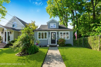 379 Shirley Ave, Staten Island, NY 10312 - photo 3