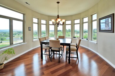 5a Surround yourself in the VIEW