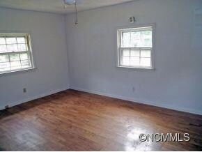Master Bedroom With Laminate