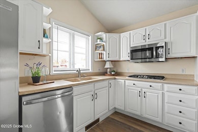 11-404 DIX AVE-11
