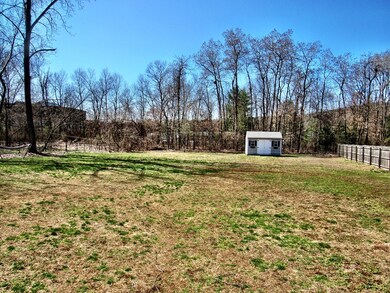 40 Mechanic St, Palmer, MA 01069 - photo 5