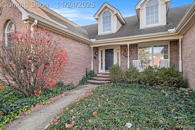 4089 Split Rail Ln, Fenton, MI 48430 - photo 2