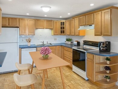 94 Beacon St unit 81, Somerville, MA 02143 - photo 4