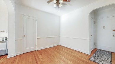 69-40 Yellowstone Blvd unit 407, Forest Hills, NY 11375 - photo 4