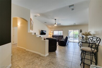 7138 White Blanket Ct, North Las Vegas, NV 89084 - photo 5
