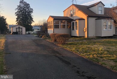 11706 Hamilton Place, White Marsh, MD 21162 - photo 2