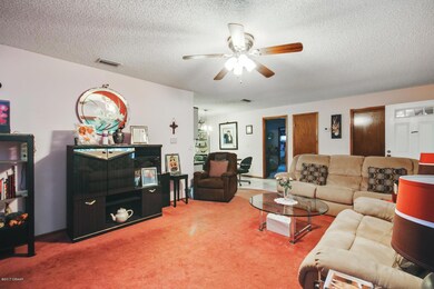 4_living_room