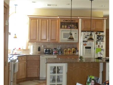 24 Valley View Dr, Greenville, RI 02828 - photo 6