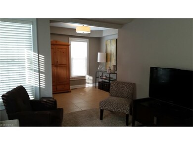 Spacious foyer with tray ceiling makes a especiall