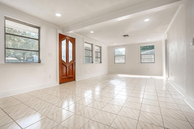 209 Hawthorne Cir, Fort Walton Beach, FL 32547 - photo 2