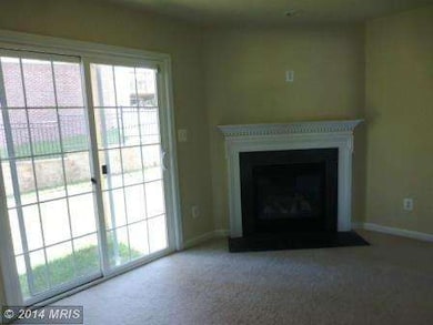 3019 Chinkapin Oak Ln unit 331, Woodbridge, VA 22191 - photo 4