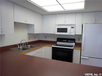Kitchen. Kitchen with appliances.