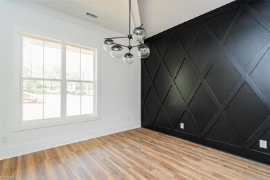 3079 Cascade Dr, Burlington, NC 27217 - photo 3