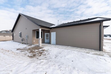 3702 Gale Cir SE-3