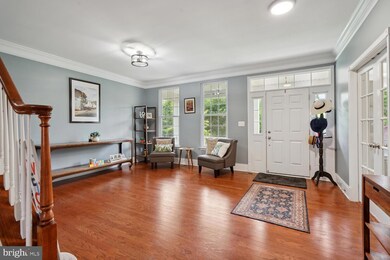 42538 Neighborly Ln, Chantilly, VA 20152 - photo 4