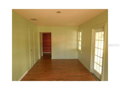 5815 Palm River Rd, Tampa, FL 33619 - photo 3