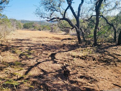 0 Cr 408 unit 1907564, Uvalde, TX 78801 - photo 5