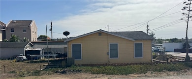 192 N 7th St, Grover Beach, CA 93433 - photo 4