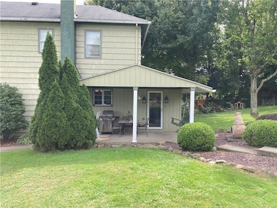 Side entrance w/porch